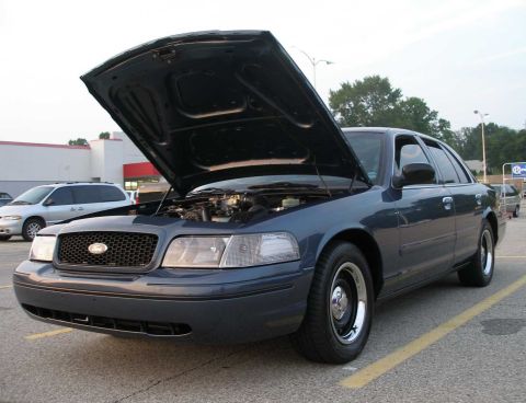 1998 Ford Crown Victoria - Ready for the show.