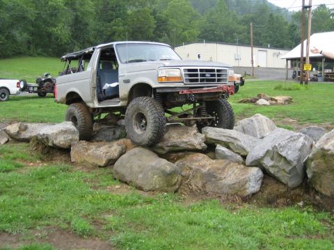 1995 Ford Bronco - This modified 1995 Ford Bronco navigates a rocky obstacle course.