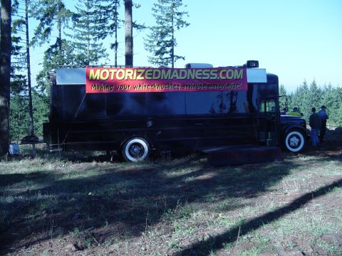 1989 Ford Bronco - The race central bus