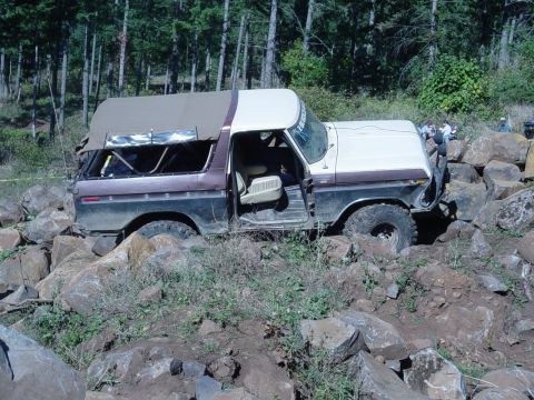 1989 Ford Bronco - More rocks