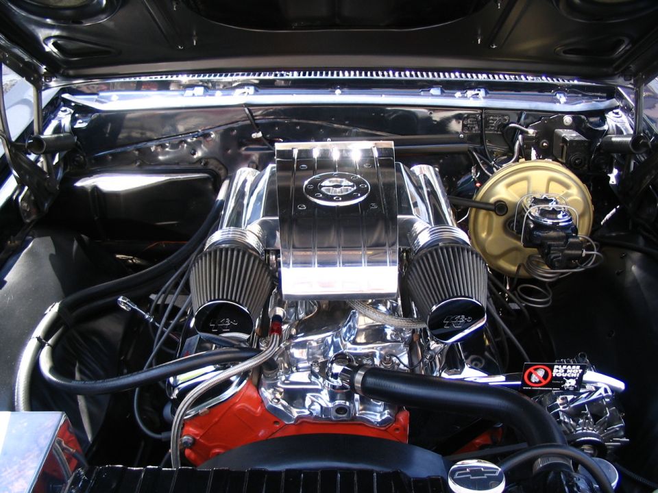 Chrome intake manifold and air filters in engine bay