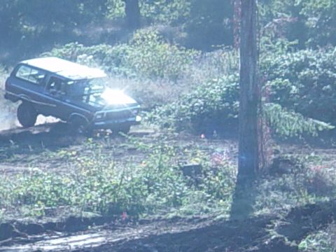 1989 Ford Bronco - Check out the back tires in the air!!