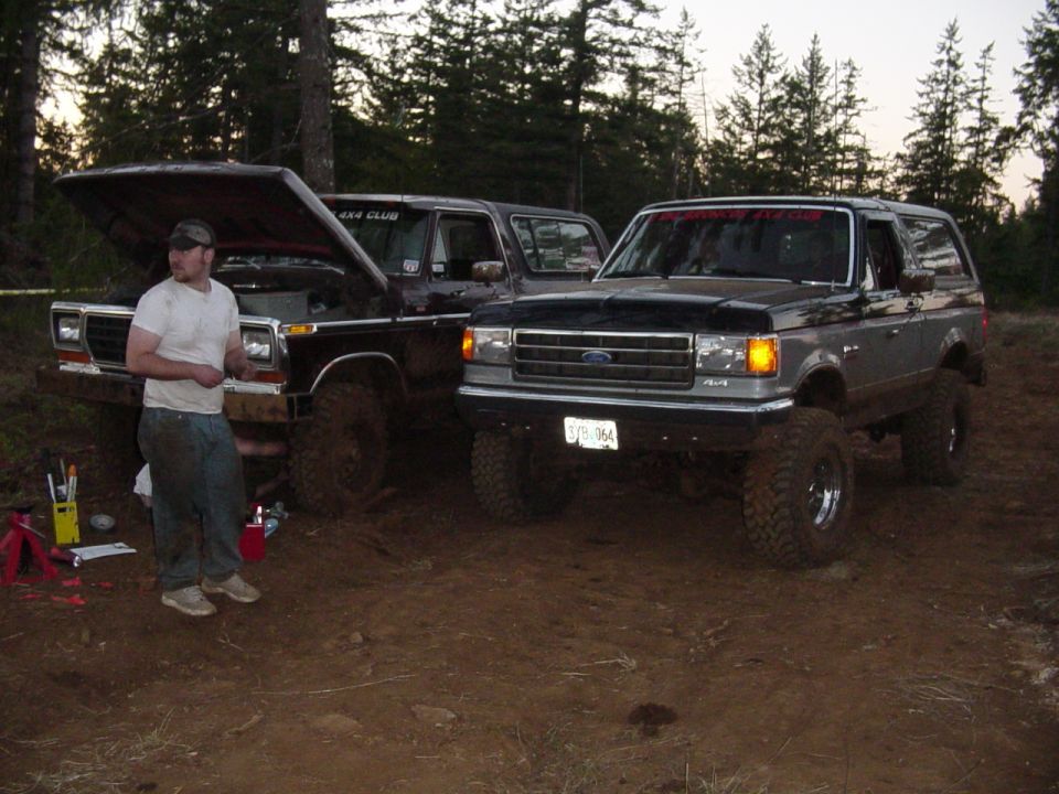 Checking the damage to Jons Bronco