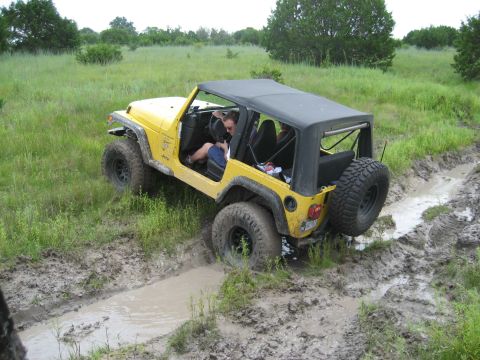 1986 Ford Bronco - trying it in 2wd first