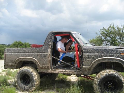 1986 Ford Bronco - damn straight I better buckle up!