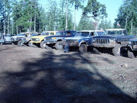 1989 Ford Bronco - Another vew of the 6 trucks, almost time for the mud drags