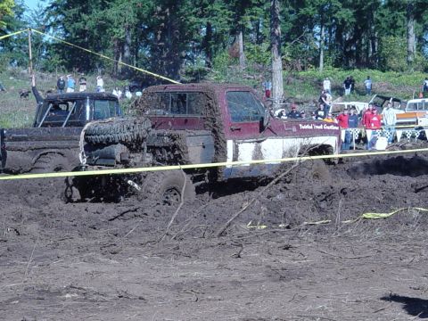 1989 Ford Bronco - This ones stuck on the big tire side