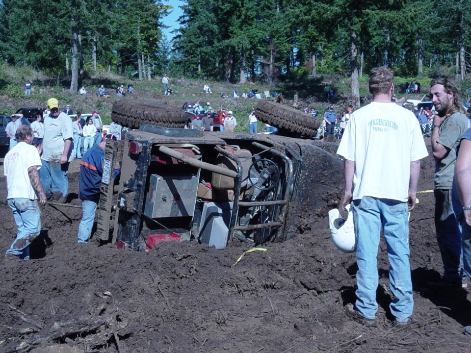 Notice how well all his stuff is secured, no debris on the ground