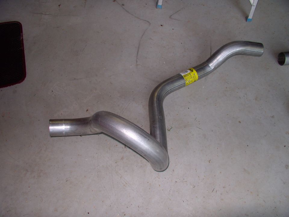 Here's the Dynomax 2 1/2" mandrel bent Impala SS tailpipe, in the flesh so to speak. The bends are virtually identical to a panther's tailpipe bends.