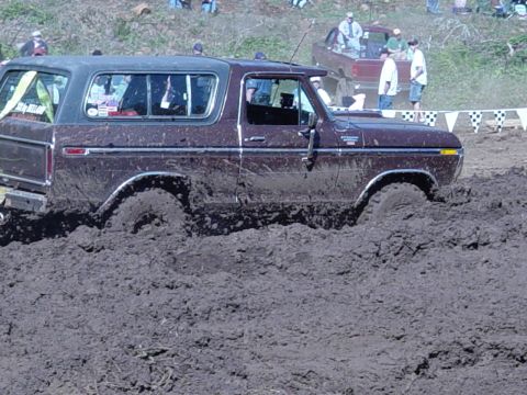 1989 Ford Bronco - Jon runs again
