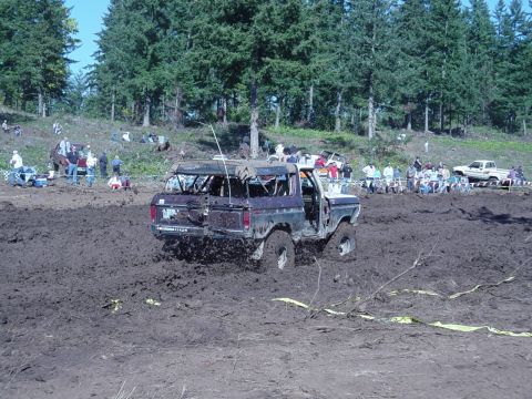 1989 Ford Bronco - Bernie runs the big side