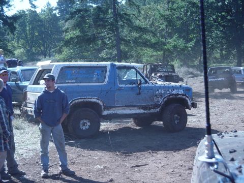 1989 Ford Bronco - Todd heading back to the main staging area
