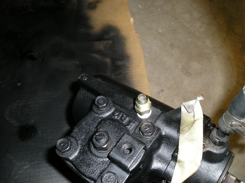 1986 Toyota Hilux - This is a close-up view of a steering gear box, likely a replacement part.