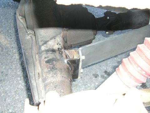 1977 Ford F-150 - 3/8" plate cut and welded to make C mount, plasma cut to fit axle and Mig welded to axle tube. 5/8" nuts welded to back of mount for ease o…
