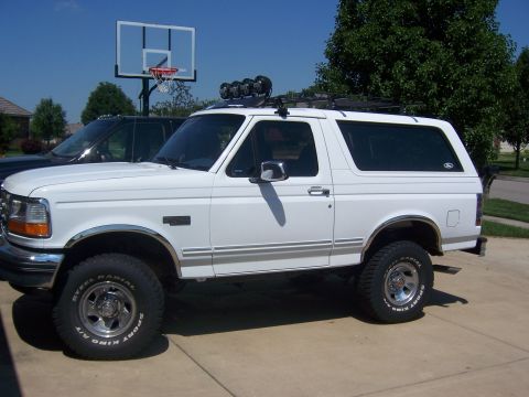 1994 Ford Bronco photo