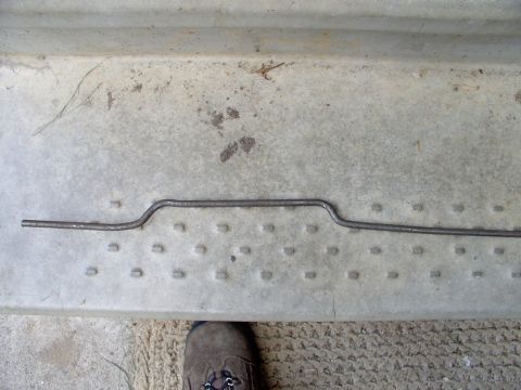1990 Lincoln Town Car - I bent almost no drop in this one because the Hooker muffler is a little bit thicker than stock and I don't want it hanging down "AT ALL".