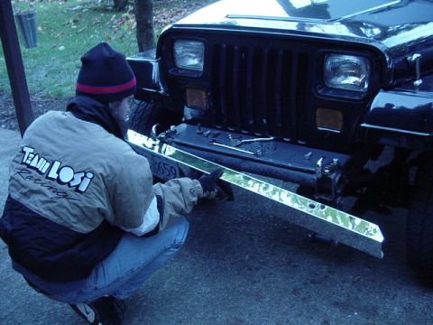 1989 Ford Bronco - There goes the cover