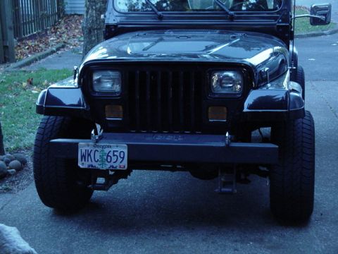 1989 Ford Bronco - Lets go hit something with it