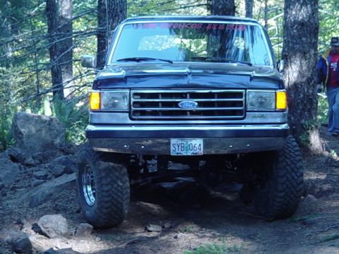 1989 Ford Bronco - And I am thru, no problem