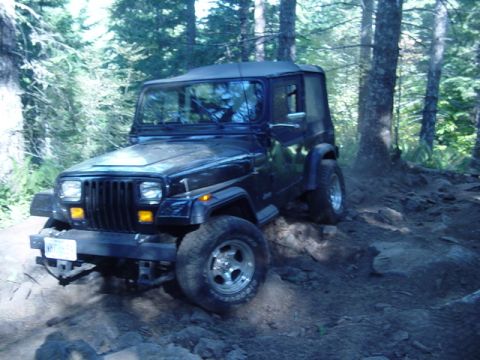 1989 Ford Bronco - Backing into the correct spot