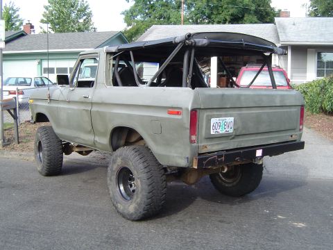 1978 Ford Bronco - Put the top in safari mode