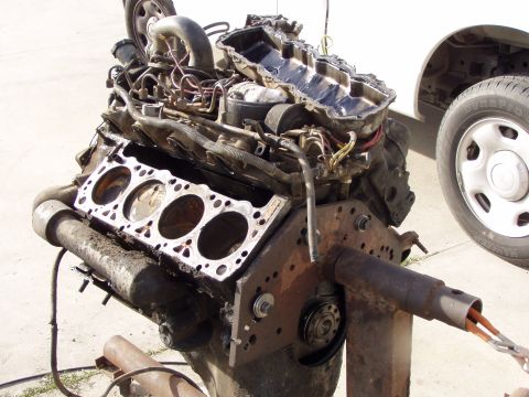 1988 Ford F-250 - rear view of engine