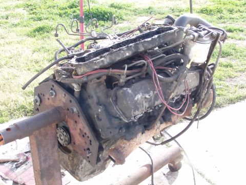 1988 Ford F-250 - Other side of engine