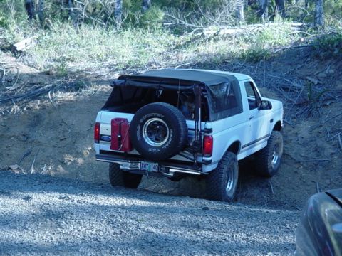 1989 Ford Bronco - Mark playin on a hill