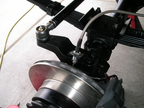 1986 Toyota Hilux - lower mount. tacked to arm