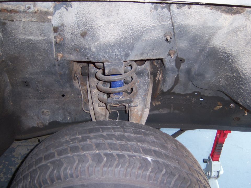 before clean up right wheel well