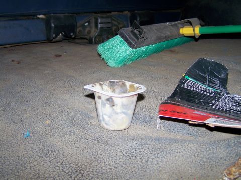 1986 Ford Bronco - Say 'ello to my lil friend... Pedro the Puddin' Cup. Another great freebie that came with the bronco. And yes that is mold.