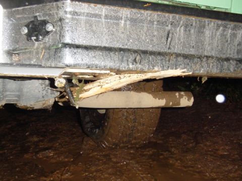 1989 Ford Bronco - Partrick trimmed a tree root with his bumper too
