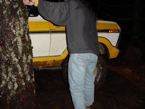 1989 Ford Bronco - Theres me spotting for Tony, look at how wet I am