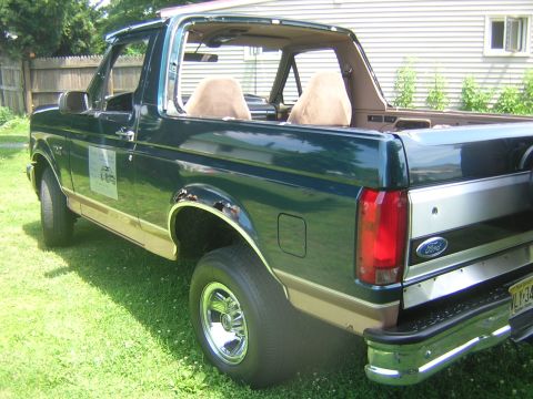 1994 Ford Bronco photo