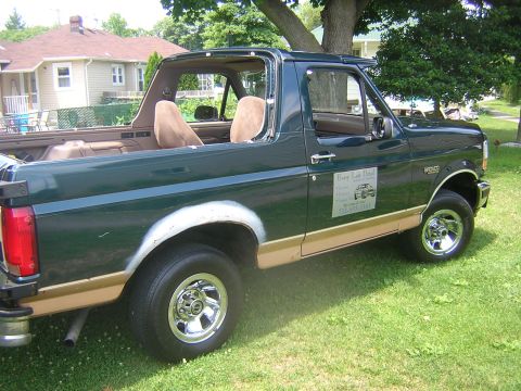 1994 Ford Bronco photo