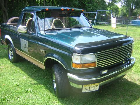 1994 Ford Bronco photo