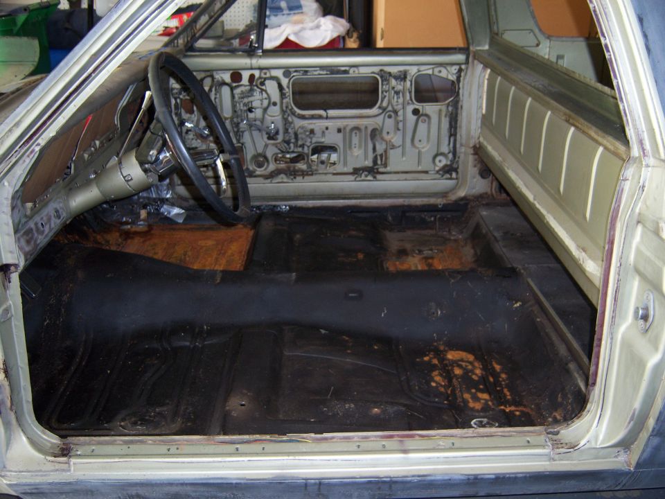 carpet and seat out - where the heck em I going to put all these parts??????