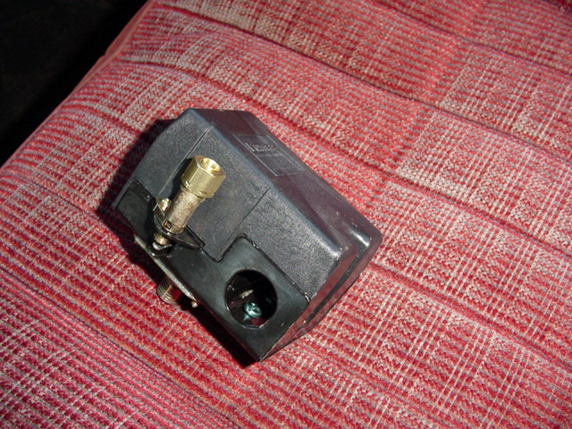 My first part, a pressure switch, 90-125 psi from Portland Compressor