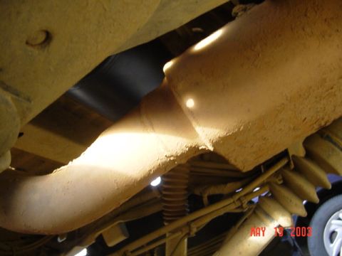 1989 Ford Bronco - See it way up there above the muffler