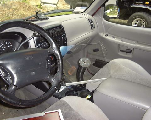 1999 Ford Explorer photo