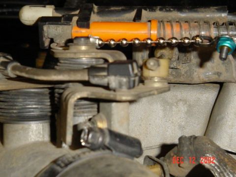 1989 Ford Bronco - Yup, it will pull the throttle off the stop
