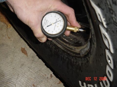 1989 Ford Bronco - Back up to 37psi