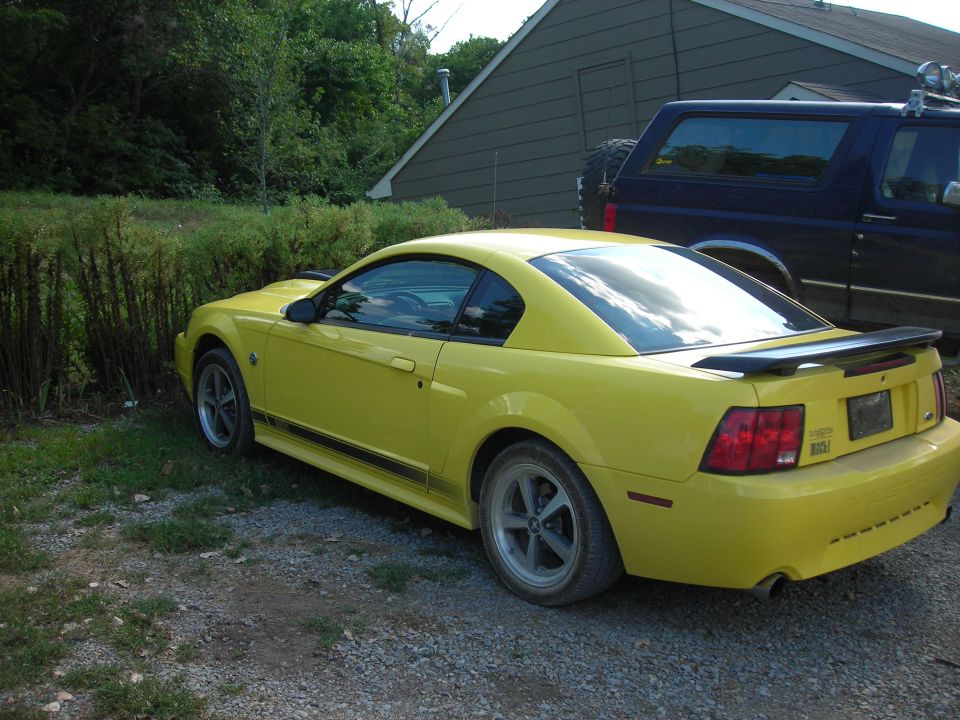 2003 Ford Mustang