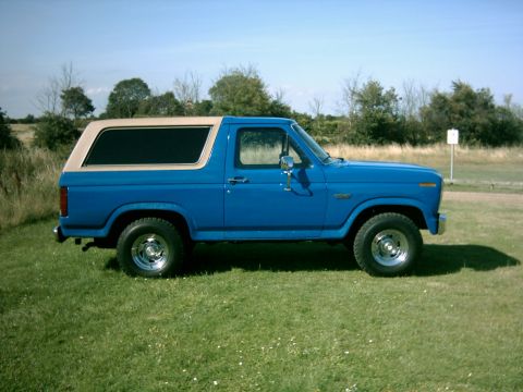 1982 Ford Bronco - now blue