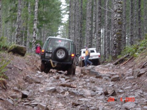 1989 Ford Bronco - On firebreak 5 we came up behind these Range Rovers