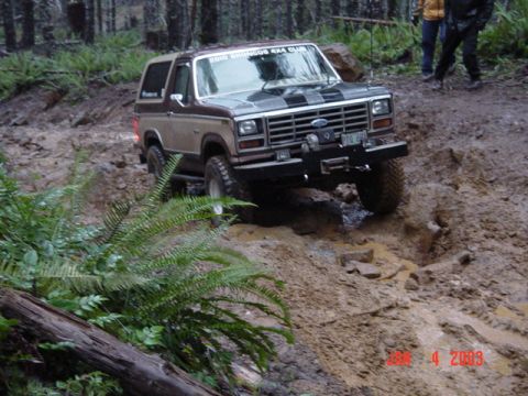 1989 Ford Bronco - Getting a better line at it