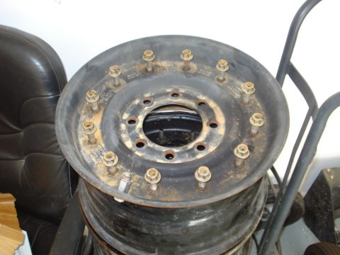 1996 Ford Bronco - new rims waiting on new centers