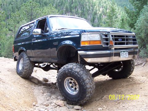 1994 Ford Bronco - Flexing it out a little