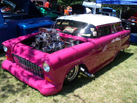 1995 Ford Thunderbird - This heavily modified 1955 Chevrolet Nomad features a prominent supercharger and custom paint job.