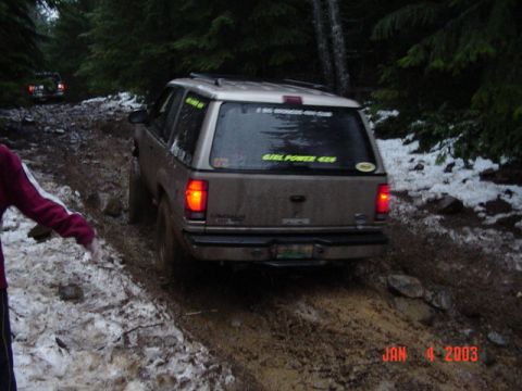 1989 Ford Bronco - And she is up